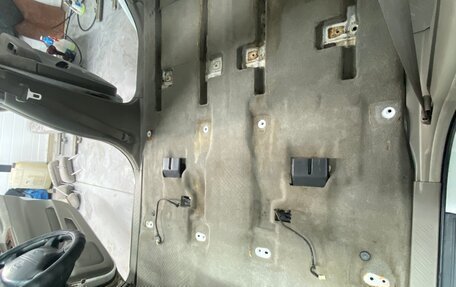 Nissan Rnessa, 1997 год, 370 000 рублей, 8 фотография