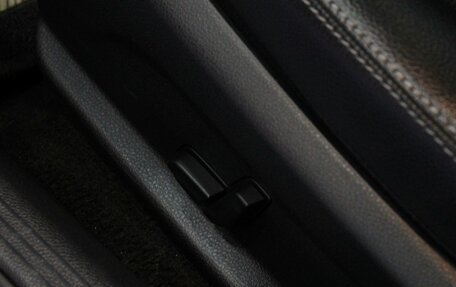 Mercedes-Benz C-Класс, 2018 год, 3 650 000 рублей, 19 фотография