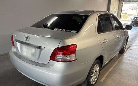 Toyota Belta, 2010 год, 620 000 рублей, 2 фотография