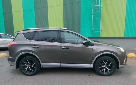 Toyota RAV4, 2016 год, 2 750 000 рублей, 8 фотография