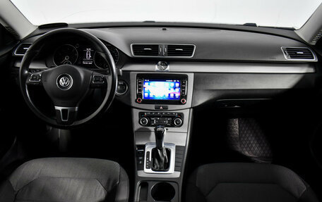 Volkswagen Passat B7, 2011 год, 790 000 рублей, 14 фотография