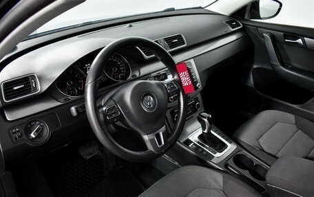 Volkswagen Passat B7, 2011 год, 790 000 рублей, 9 фотография