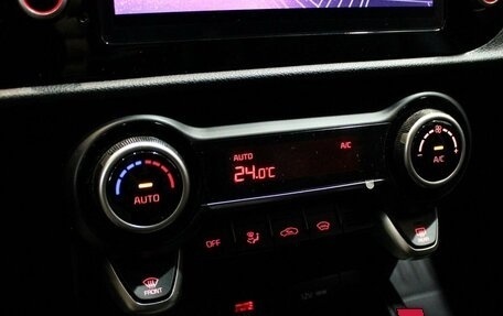 KIA Rio IV, 2022 год, 1 979 000 рублей, 19 фотография