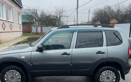 Chevrolet Niva I рестайлинг, 2019 год, 920 000 рублей, 2 фотография