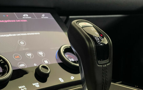 Land Rover Range Rover Evoque II, 2020 год, 4 047 000 рублей, 17 фотография