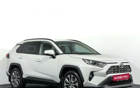 Toyota RAV4, 2022 год, 3 797 000 рублей, 3 фотография