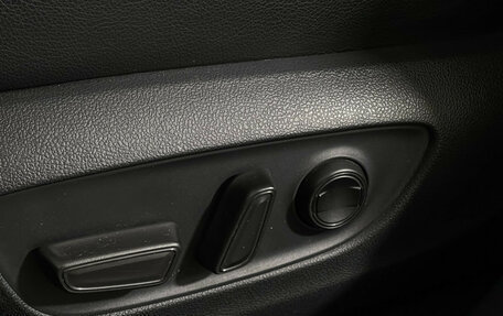 Toyota RAV4, 2022 год, 3 797 000 рублей, 14 фотография