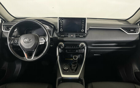 Toyota RAV4, 2022 год, 3 797 000 рублей, 12 фотография