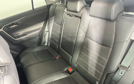 Toyota RAV4, 2022 год, 3 797 000 рублей, 10 фотография