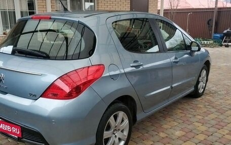Peugeot 308 II, 2011 год, 699 000 рублей, 3 фотография