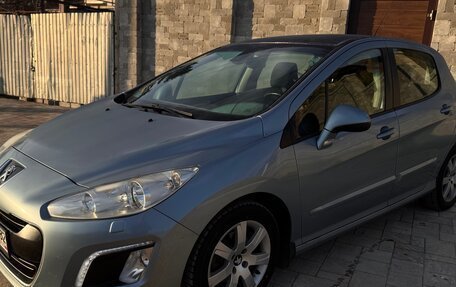 Peugeot 308 II, 2011 год, 699 000 рублей, 10 фотография