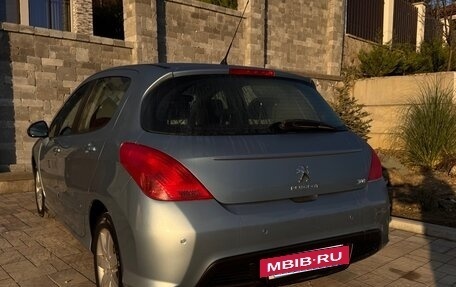 Peugeot 308 II, 2011 год, 699 000 рублей, 16 фотография