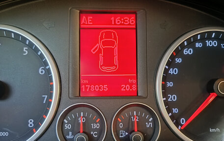 Volkswagen Tiguan I, 2008 год, 850 000 рублей, 10 фотография