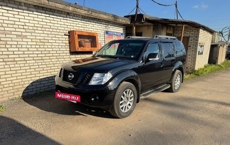 Nissan Pathfinder, 2010 год, 1 250 000 рублей, 2 фотография