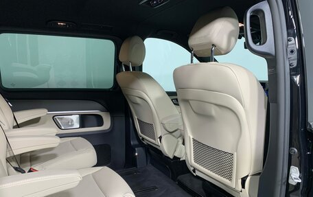 Mercedes-Benz V-Класс, 2024 год, 18 076 500 рублей, 29 фотография