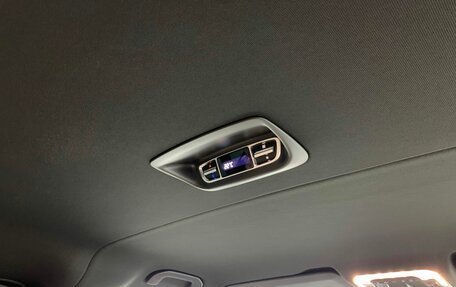 Mercedes-Benz V-Класс, 2024 год, 18 076 500 рублей, 31 фотография