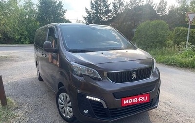Peugeot Traveller I, 2018 год, 3 000 000 рублей, 1 фотография