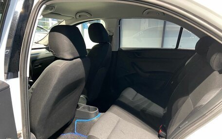 Skoda Rapid I, 2015 год, 950 000 рублей, 23 фотография