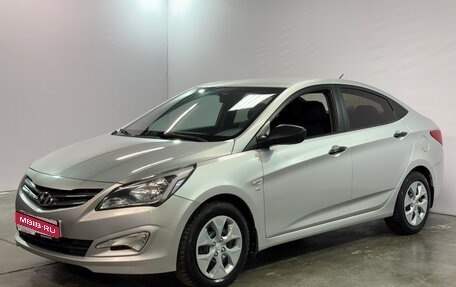 Hyundai Solaris II рестайлинг, 2015 год, 1 118 000 рублей, 1 фотография