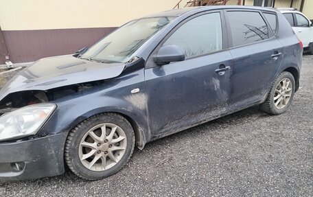 KIA cee'd I рестайлинг, 2009 год, 250 000 рублей, 6 фотография