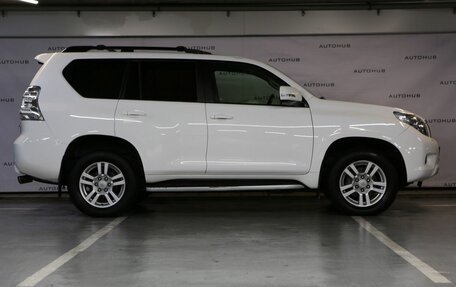 Toyota Land Cruiser Prado 150 рестайлинг 2, 2012 год, 2 450 000 рублей, 8 фотография