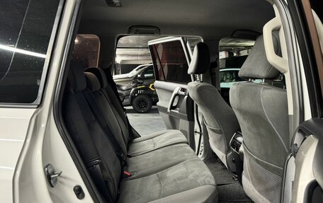 Toyota Land Cruiser Prado 150 рестайлинг 2, 2012 год, 2 450 000 рублей, 20 фотография