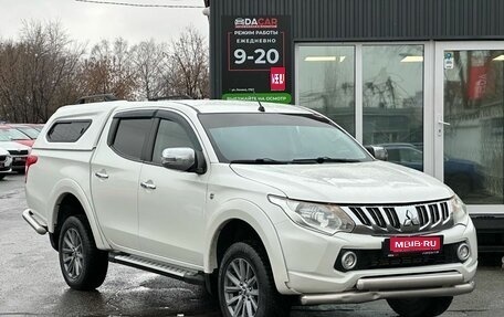 Mitsubishi L200 IV рестайлинг, 2015 год, 2 149 000 рублей, 1 фотография
