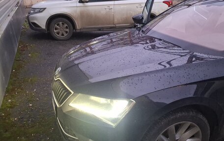 Skoda Superb III рестайлинг, 2019 год, 1 900 000 рублей, 4 фотография