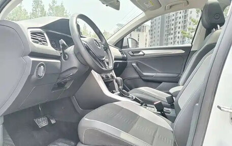 Volkswagen T-Roc I, 2022 год, 1 466 000 рублей, 9 фотография