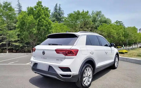 Volkswagen T-Roc I, 2022 год, 1 466 000 рублей, 7 фотография