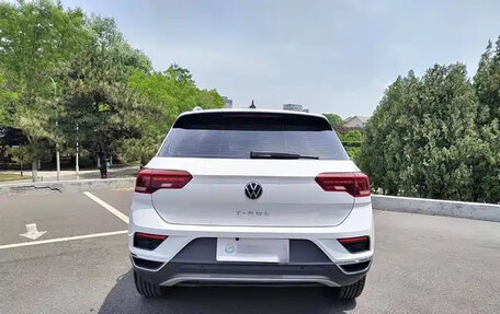 Volkswagen T-Roc I, 2022 год, 1 466 000 рублей, 6 фотография