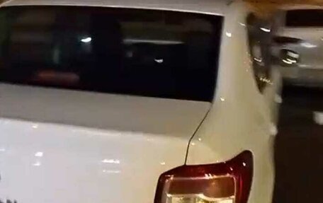 Renault Logan II, 2021 год, 740 000 рублей, 4 фотография