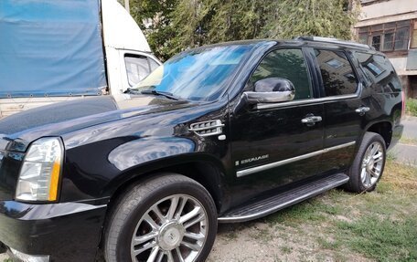 Cadillac Escalade III, 2009 год, 1 450 000 рублей, 11 фотография