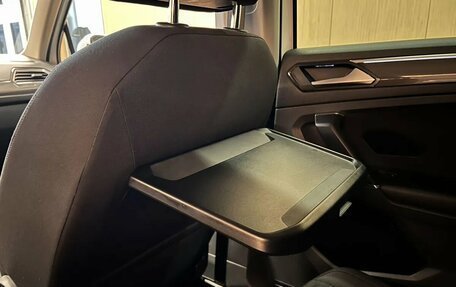 Volkswagen Tiguan II, 2017 год, 2 599 000 рублей, 24 фотография