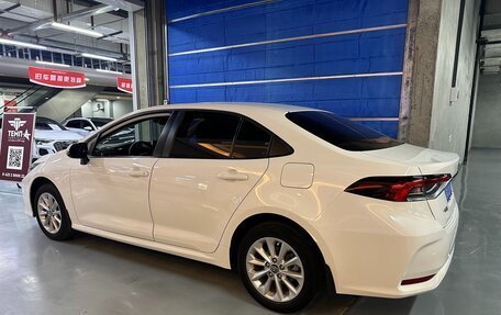 Toyota Corolla, 2022 год, 1 750 000 рублей, 6 фотография