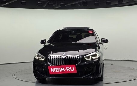 BMW 1 серия, 2024 год, 3 790 000 рублей, 3 фотография
