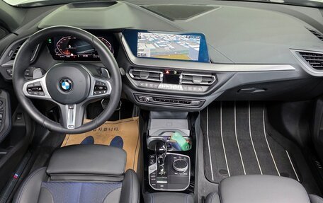 BMW 1 серия, 2024 год, 3 790 000 рублей, 8 фотография