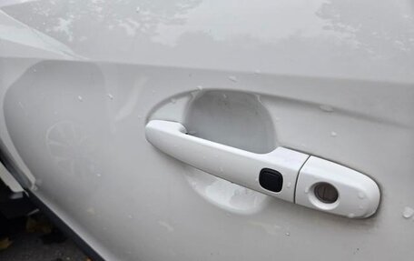 Toyota Yaris XP150 рестайлинг, 2022 год, 1 300 000 рублей, 16 фотография