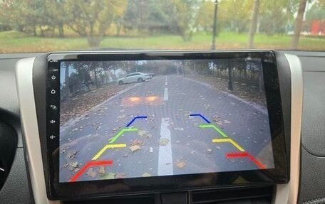 Toyota Yaris XP150 рестайлинг, 2022 год, 1 300 000 рублей, 21 фотография