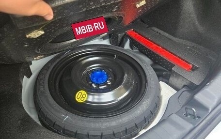 Toyota Yaris XP150 рестайлинг, 2022 год, 1 300 000 рублей, 19 фотография