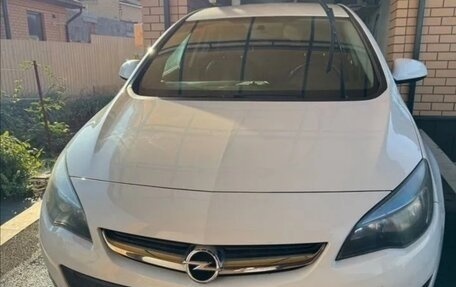 Opel Astra J, 2014 год, 980 000 рублей, 2 фотография