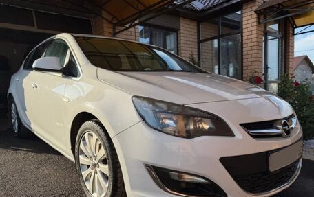 Opel Astra J, 2014 год, 980 000 рублей, 5 фотография