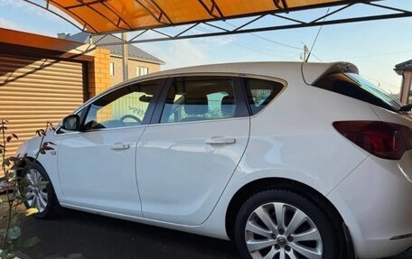 Opel Astra J, 2014 год, 980 000 рублей, 7 фотография