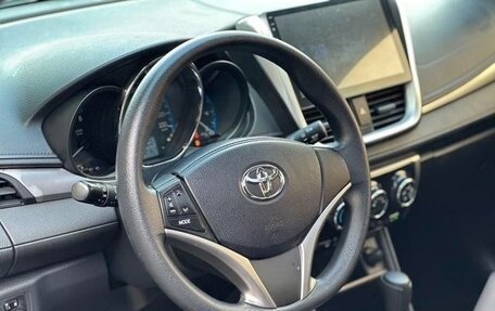 Toyota Vitz, 2020 год, 1 050 000 рублей, 4 фотография