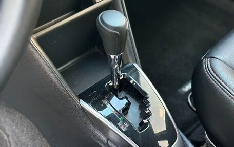 Toyota Vitz, 2020 год, 1 050 000 рублей, 10 фотография