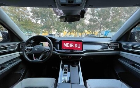 Volkswagen Teramont I, 2024 год, 5 200 000 рублей, 11 фотография