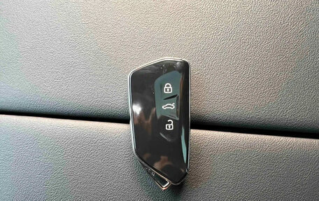 Volkswagen Teramont I, 2024 год, 5 200 000 рублей, 24 фотография