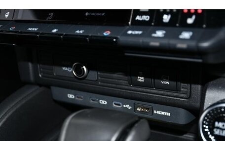 Toyota Land Cruiser Prado, 2024 год, 7 500 000 рублей, 26 фотография