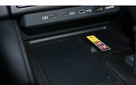 Toyota Land Cruiser Prado, 2024 год, 7 500 000 рублей, 30 фотография