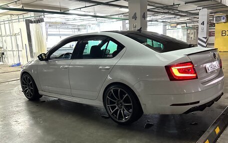 Skoda Octavia, 2019 год, 1 980 000 рублей, 3 фотография